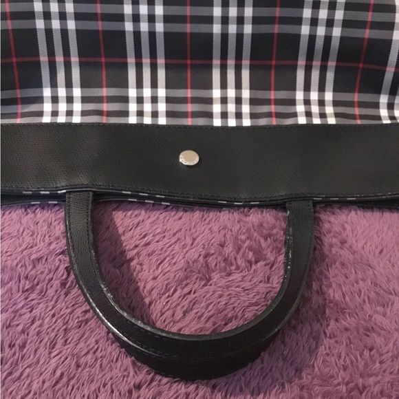 Authentic Burberry London Nova Check Tote Bag - Picture 3 of 16